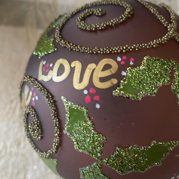 Custom Christmas ornament,LIVE LAUGH,LOVE.Special date 11-16-2013 & glitter box. - Picture 5 of 6